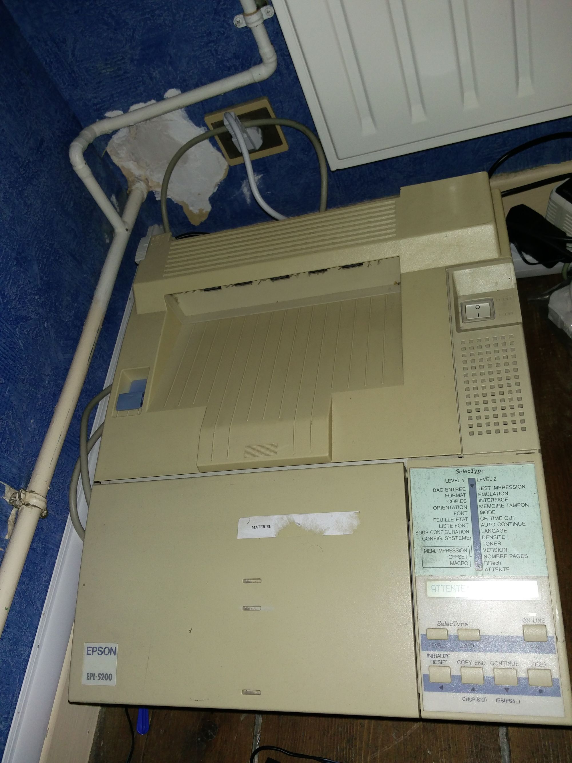 Refaire marcher une vieille Epson EPL-5200 en réseau avec un Raspberry Pi